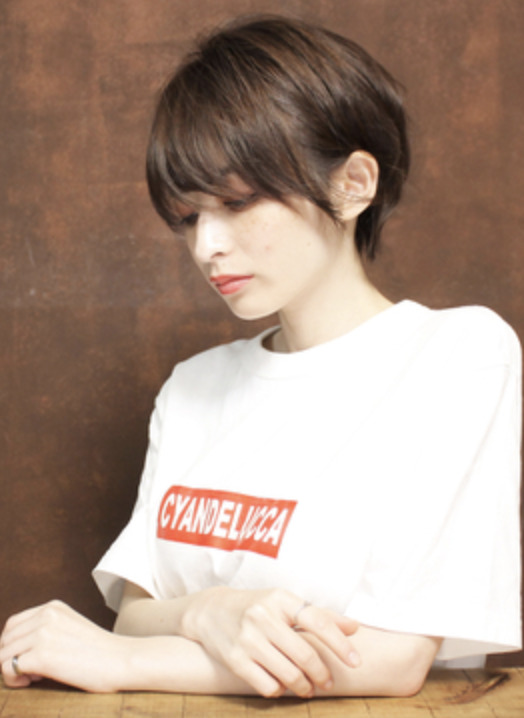 薄毛の女性に似合う髪型21年最新ヘアスタイル30選 薄毛を目立たせなくする4つのコツ Benefit Salon